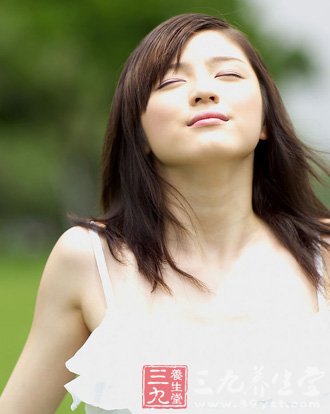中醫(yī)養(yǎng)生 巧用艾灸治痛經